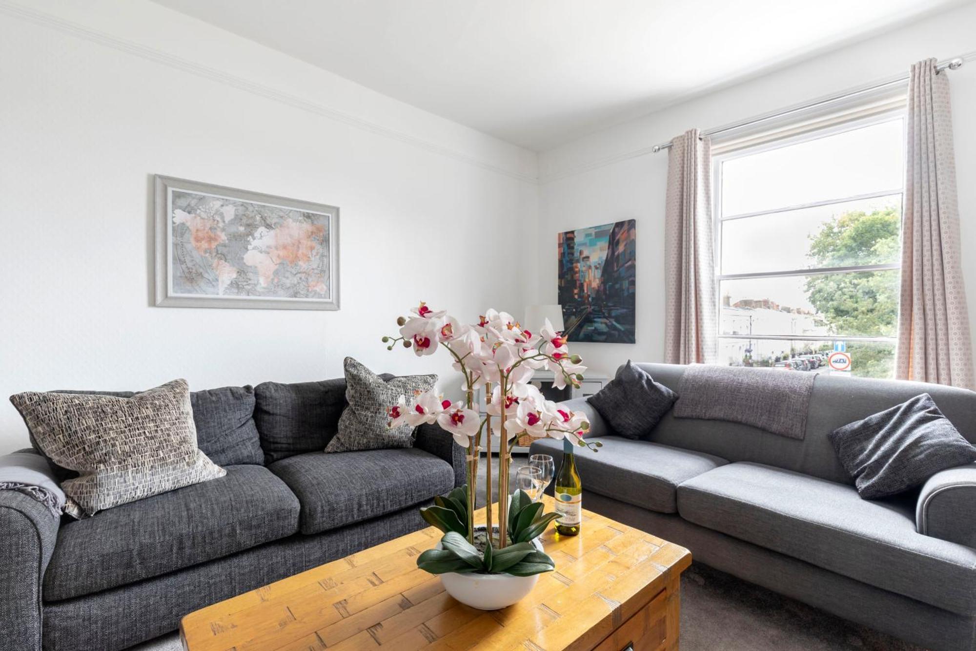 Fabulous, Vibrant, Town House, Central Bath Road Cheltenham Exterior photo